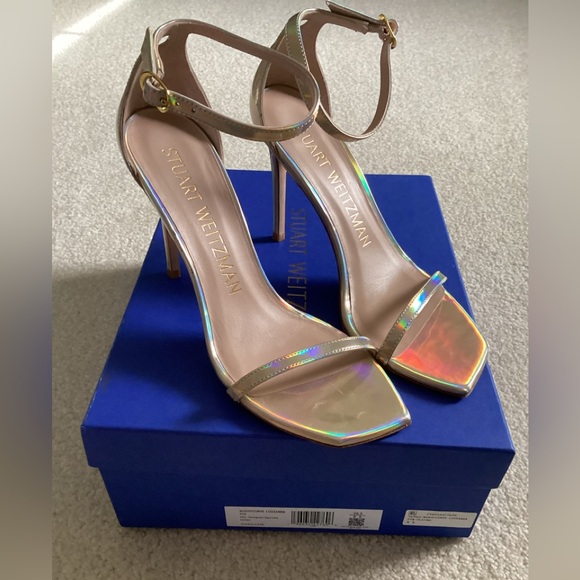 Stuart Weitzman Gold Strappy Heels - Picture 2 of 7